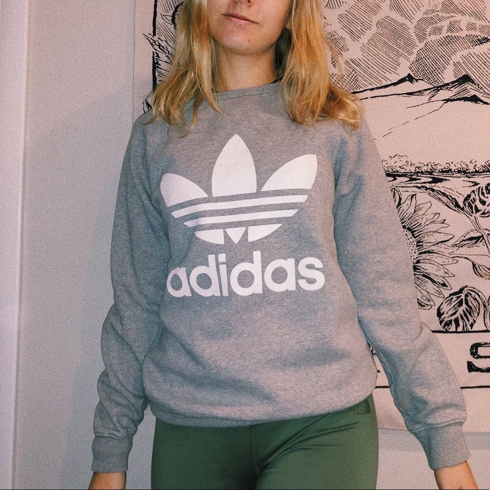 Adidas crewneck